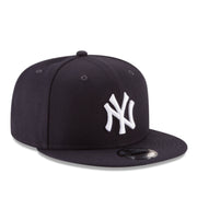 New Era New York Yankees NY Navy 9FIFTY Snapback front right view