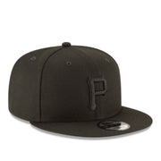 New Era Pittsburgh Pirates Black Out 9FIFTY Snapback Hat front right angle view