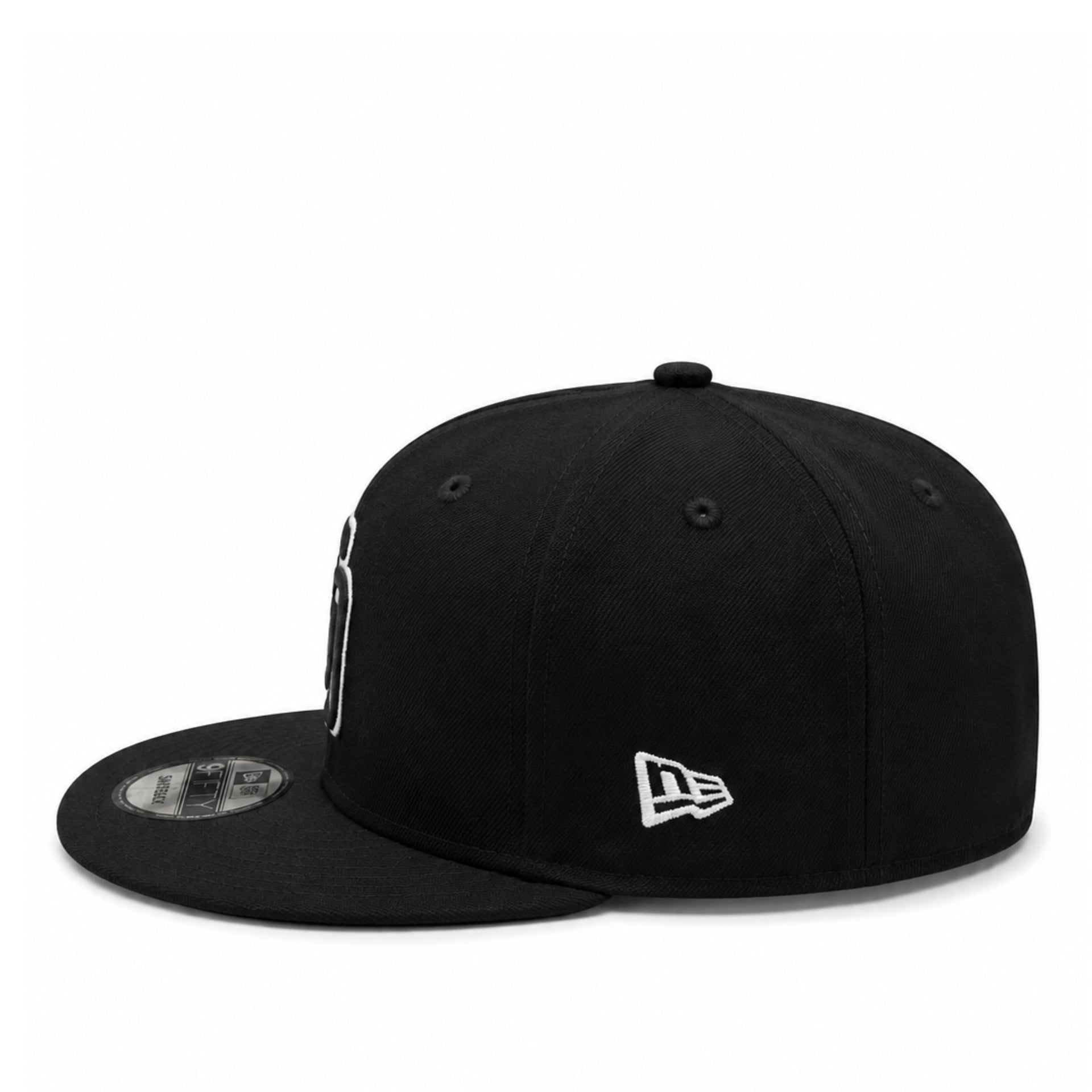 New Era San Diego Padres 9FIFTY Snapback Hat - Black White Outlined left side view