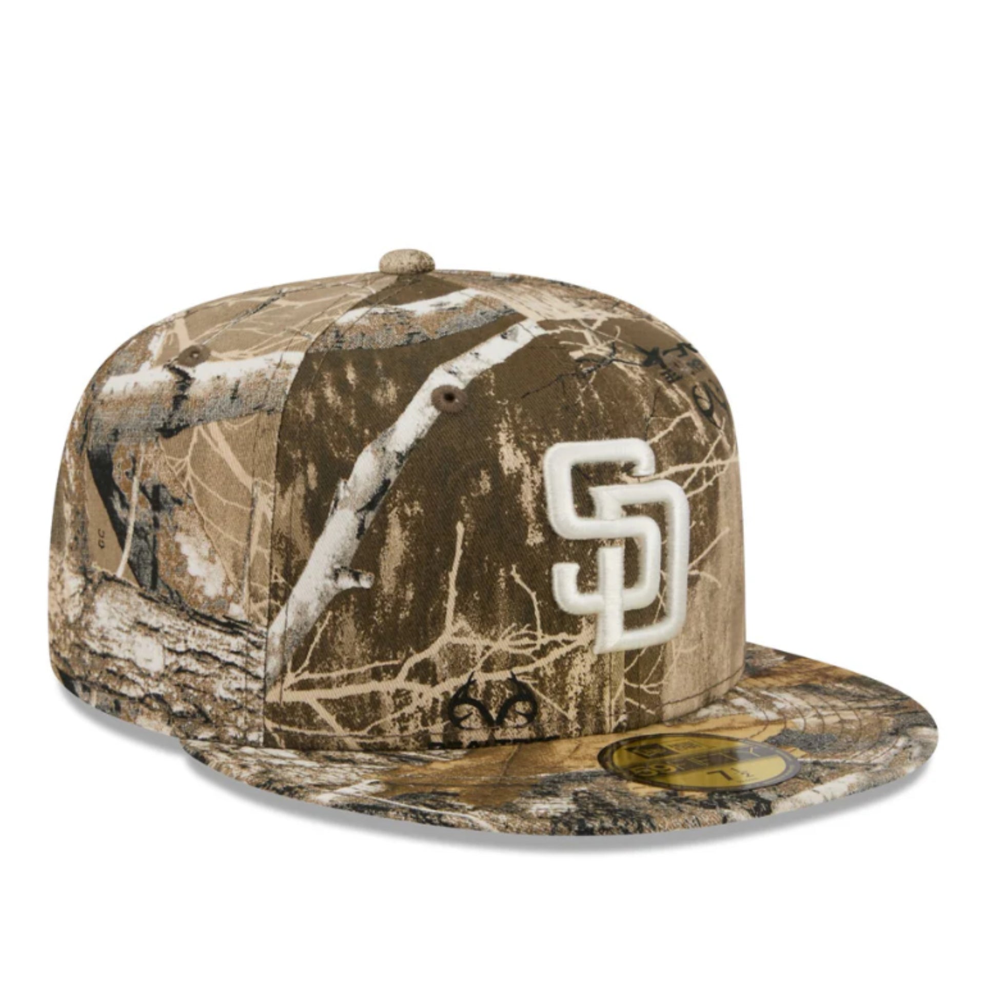 New Era San Diego Padres Realtree 59FIFTY Fitted Hat front right view