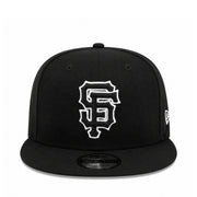 New Era San Francisco Giants Black White Outlined 9FIFTY Snapback Hat front view