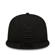 New Era St. Louis Cardinals Black on Black 9FIFTY Snapback front view