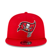 New Era Tampa Bay Buccaneers Red 9FIFTY Snapback Hat front view