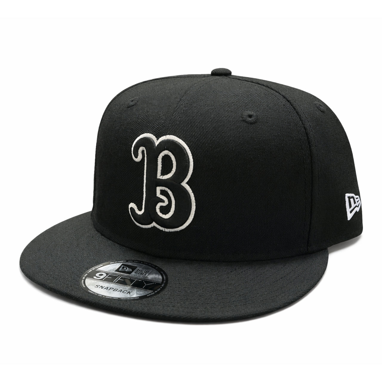New Era UCLA Bruins Black Black White Outlined  9FIFTY Snapback Hat Side Front View