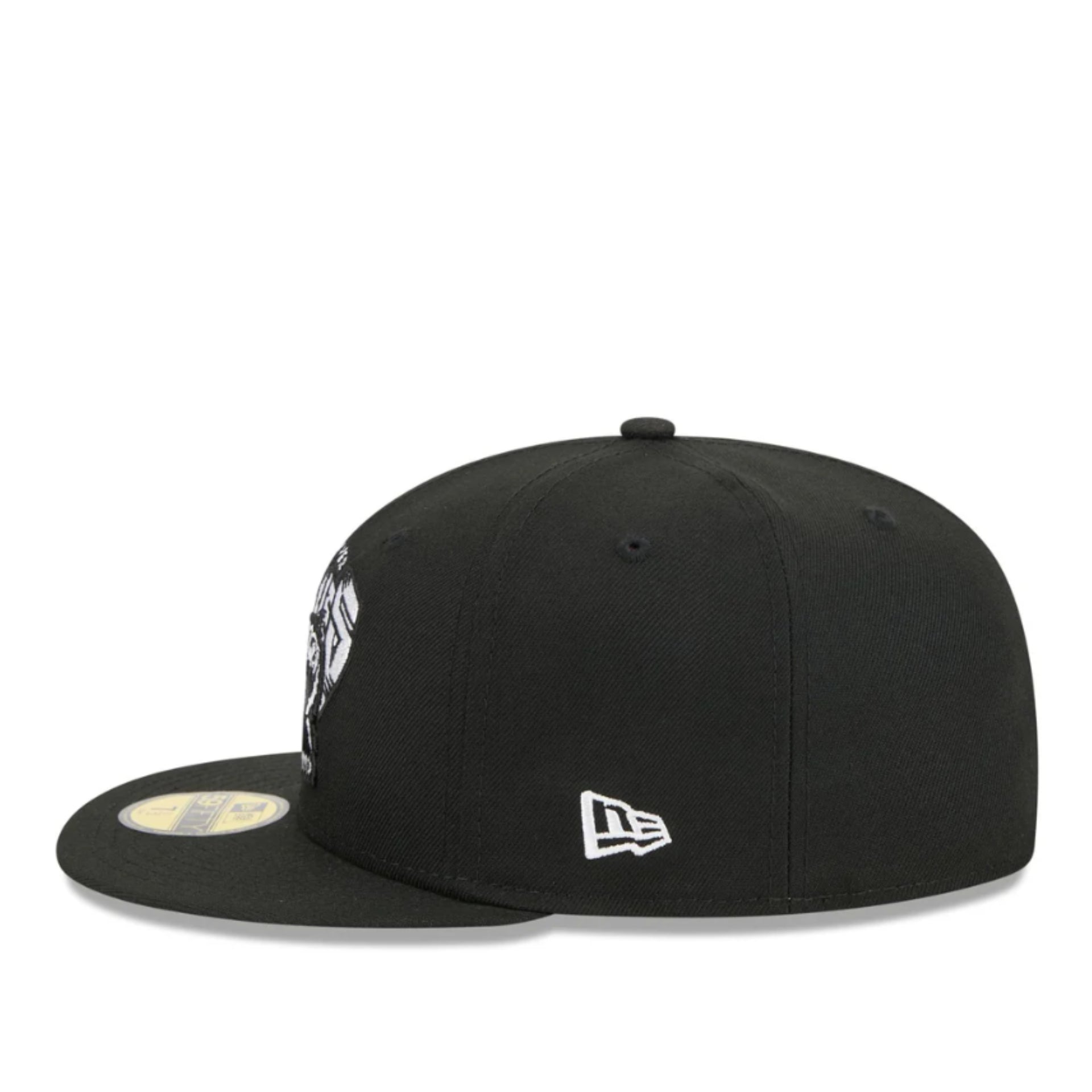 New Era Vancouver Grizzlies Black White 59FIFTY Fitted Hat left side view