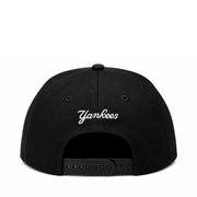 New Era New York Yankees Black 9FIFTY Youth Snapback Hat back view