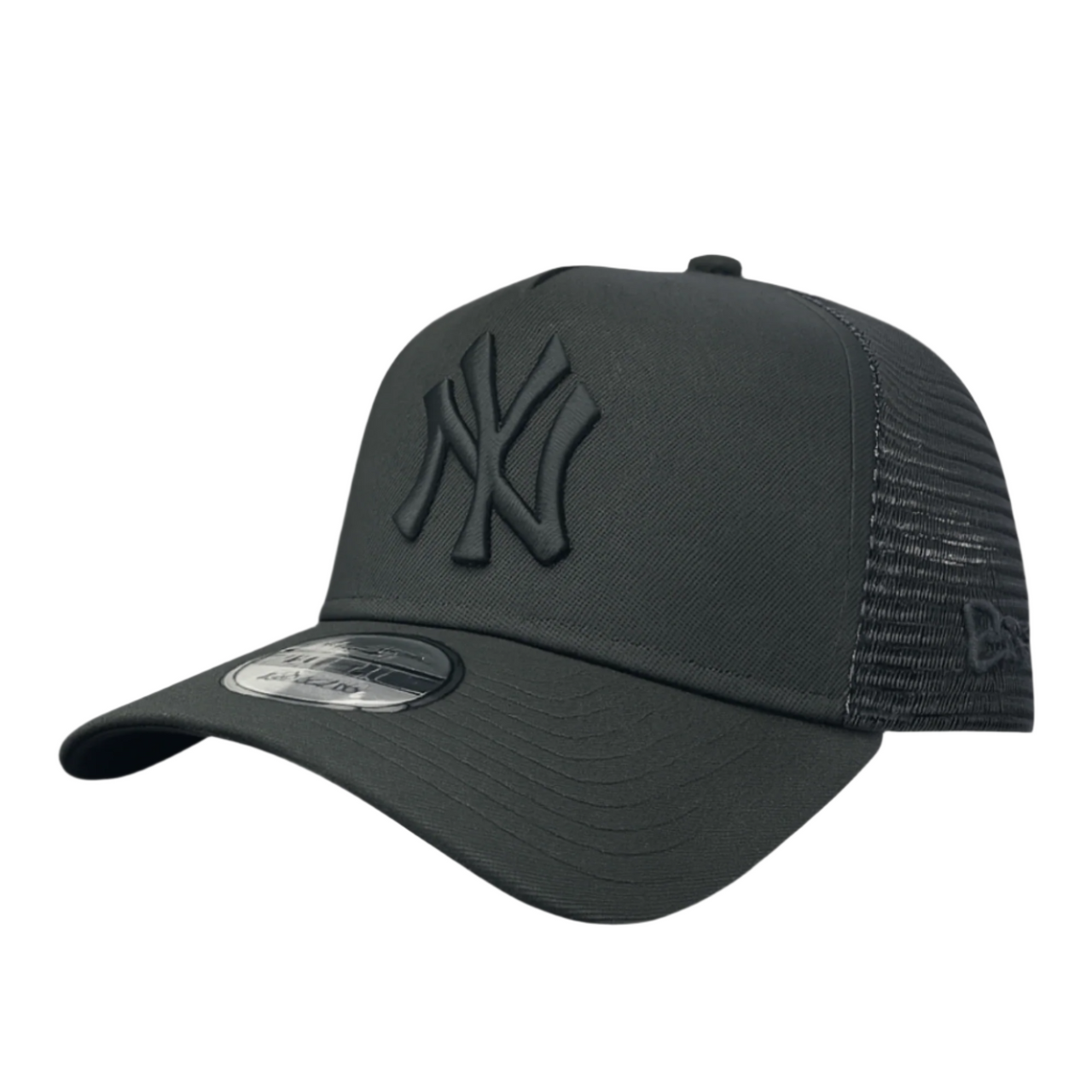 New Era Yankees 9FORTY A-Frame trucker snapback cap in black with mesh back, adjustable fit, and black embroidered New York Yankees logo on front.